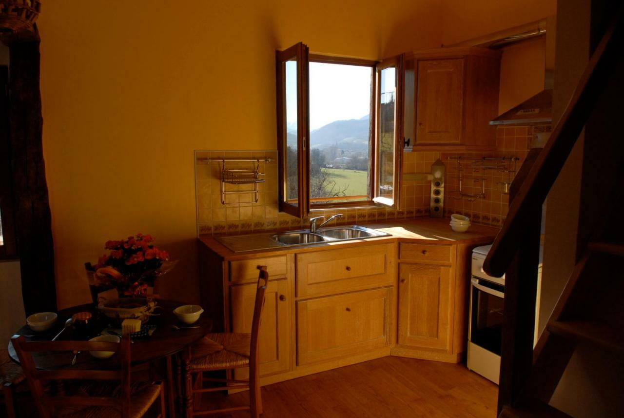 Gite Fermier De Saint-Lizier Exteriör bild